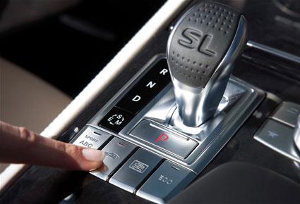 مرسيدس بينز تطلق SL550 المكشوفة 